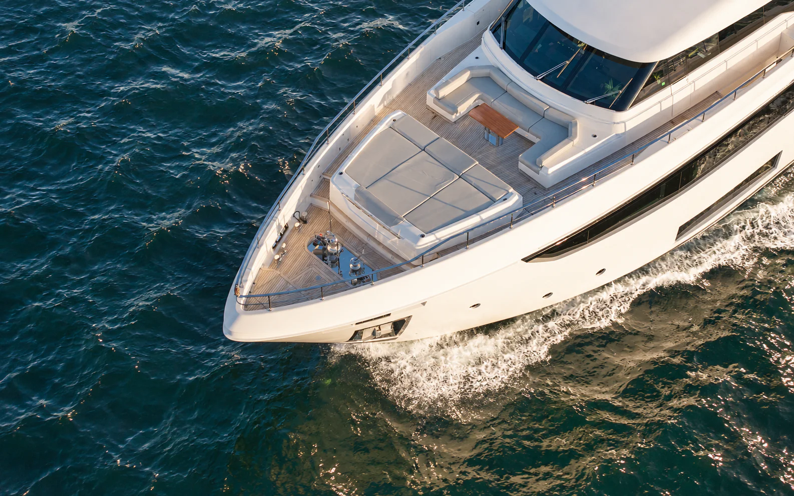 The bow and foredeck of LUMPASAURUS, seen from above